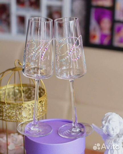 Фужеры свадебные со стразами и инициалами