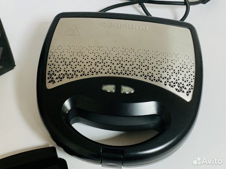 Вафельница redmond RMB-M614/1