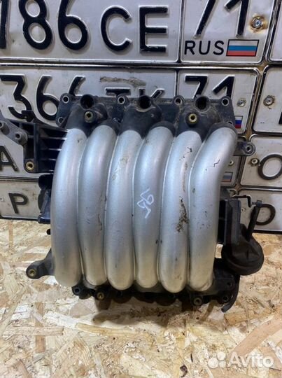 Впускной коллектор Skoda Superb 2.8 2002