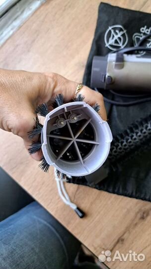 Щетка-фен в неисправном состоянии