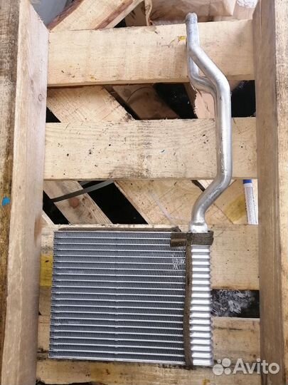 Радиатор отопителя печки Ford Kuga 1