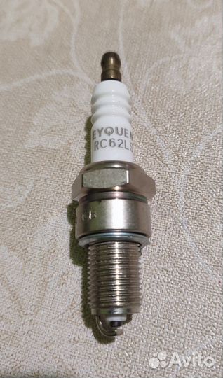 Свеча зажигания eyquem RC62LS