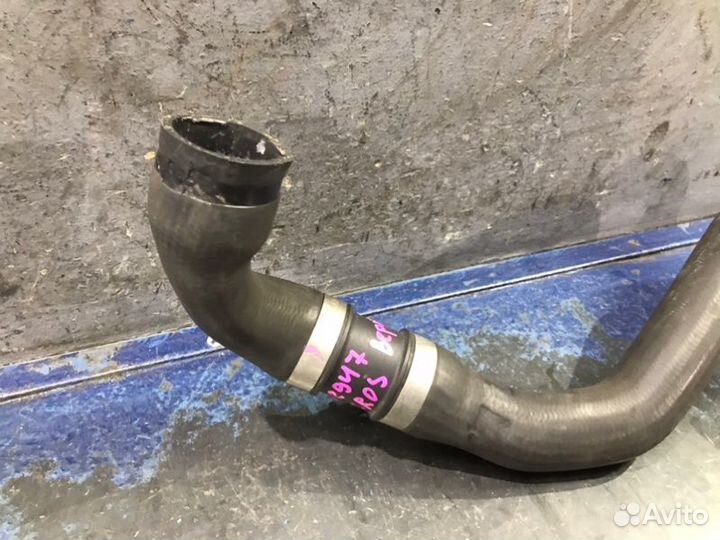 Патрубок охлаждения верхний Chrysler Crossfire