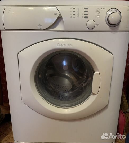 Стиральная машина Ariston