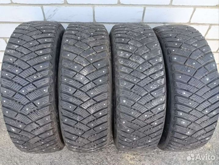 Goodyear Ultragrip Ice Arctic 185/65 R15