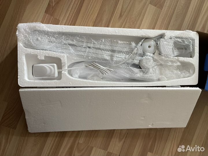 Лампа настольная