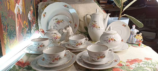Наборы столовой и чайной посуды