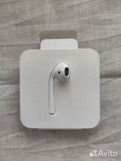 AirPods 2 новый правый наушник