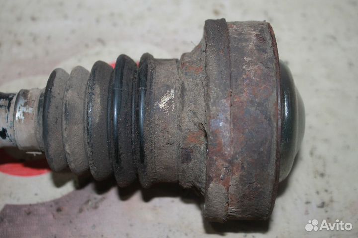 Привод задний правый Audi A8 D3