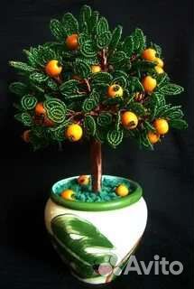 Деревце из бисера