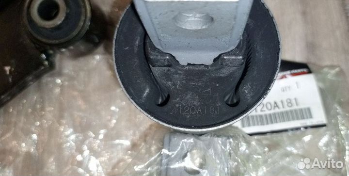 Сайлентблок заднего рычага 4120A181 mitsubishi Lan