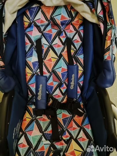 Прогулочная коляска