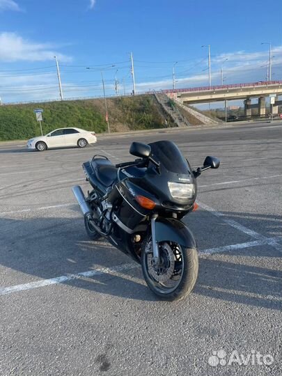 Kawasaki ZZR-400