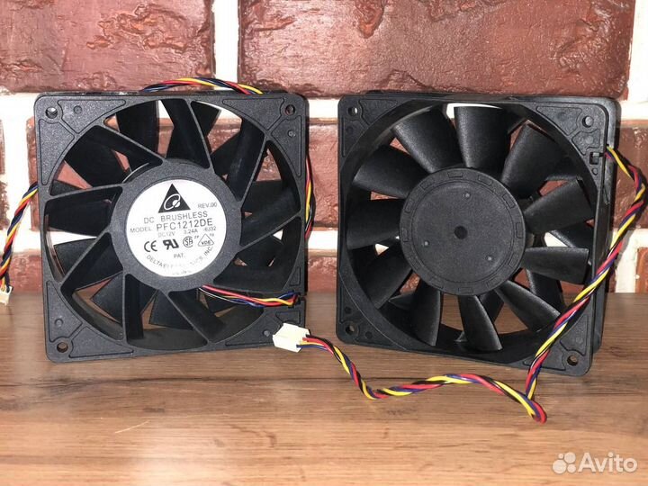 Вентилятор delta PFC1212DE 3.24A 4pin