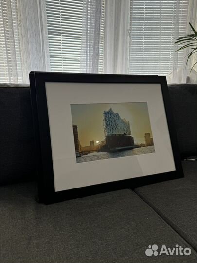 Интерьерная картина. Рамка 66х53 черная