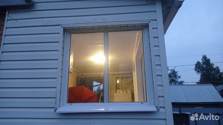 Окно на балкон пластиковое или алюминиевое