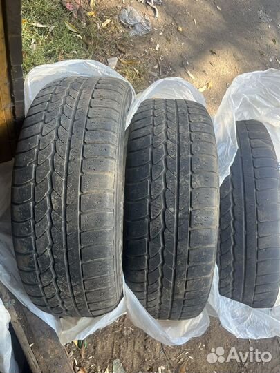 Continental Conti4x4WinterContact 215/60 R17