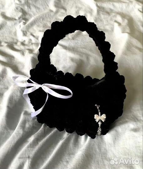 Сумочка вязанная sanrio, kuromi