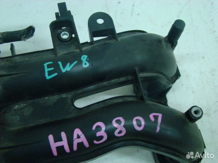 Коллектр впускной в сборе с дросельной заслонкой L