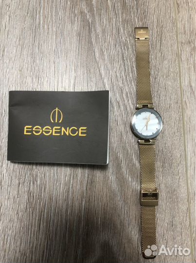 Часы женские Essence D 1000.420