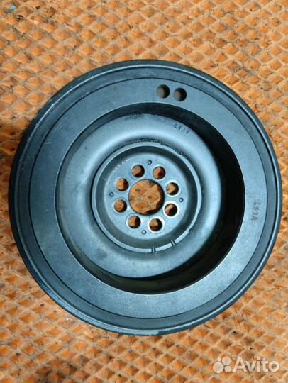 Шкив коленвала передний Audi A6 C7 C7 chva 2014