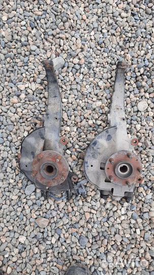 Правый Поворотный кулак Мазда 6 gh