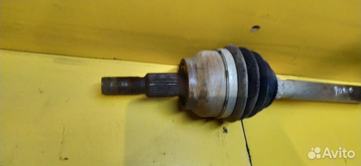 Полуось передняя правая Ford Focus III 2010–2015