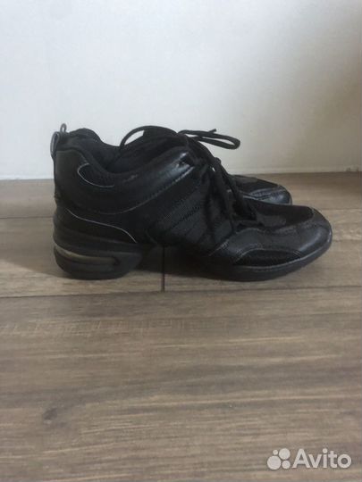 Кроссовки джазовки