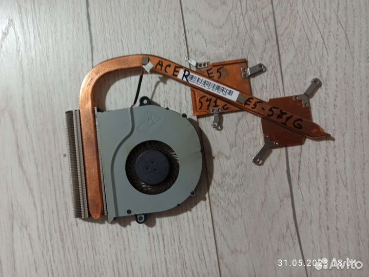 E5-571G система охлаждения с кулером