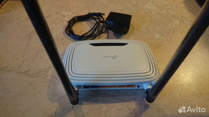 Маршрутизатор TP-link TL-WR841N