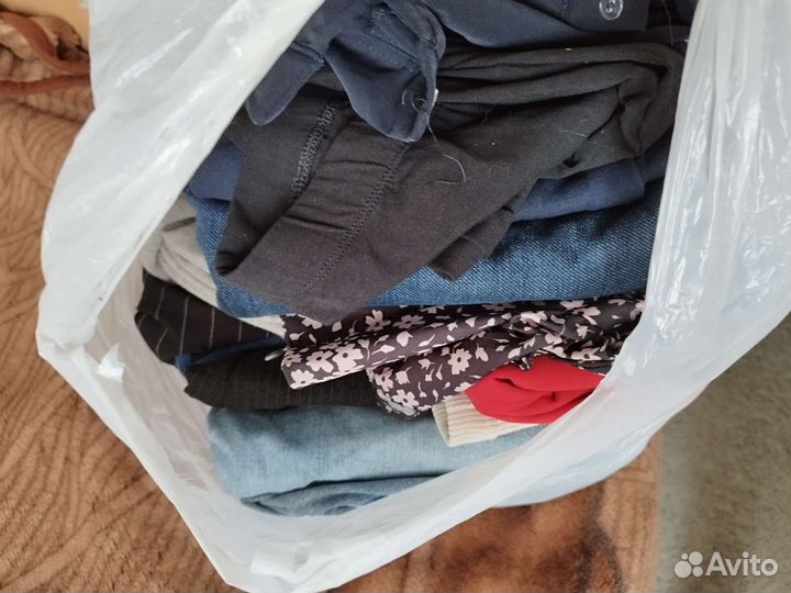 Продам женские вещи пакетом 46-48