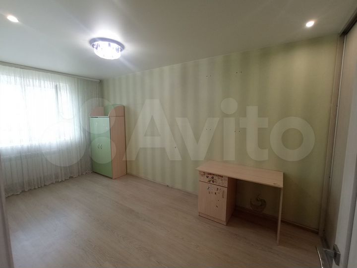 2-к. квартира, 48 м², 3/5 эт.