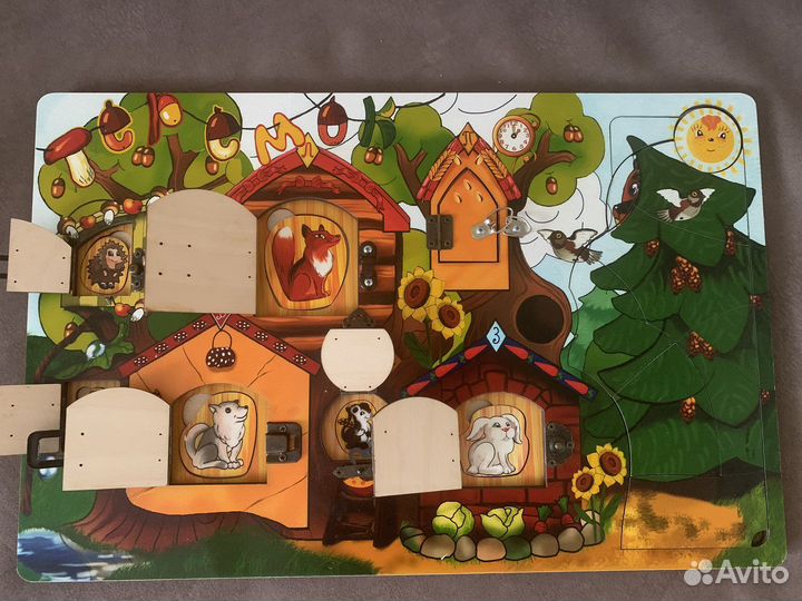 Бизиборд из дерева