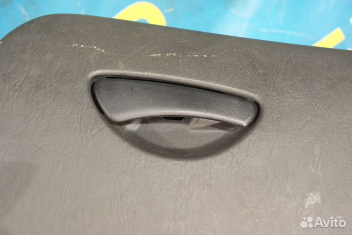 Бардачок Ford Focus 1