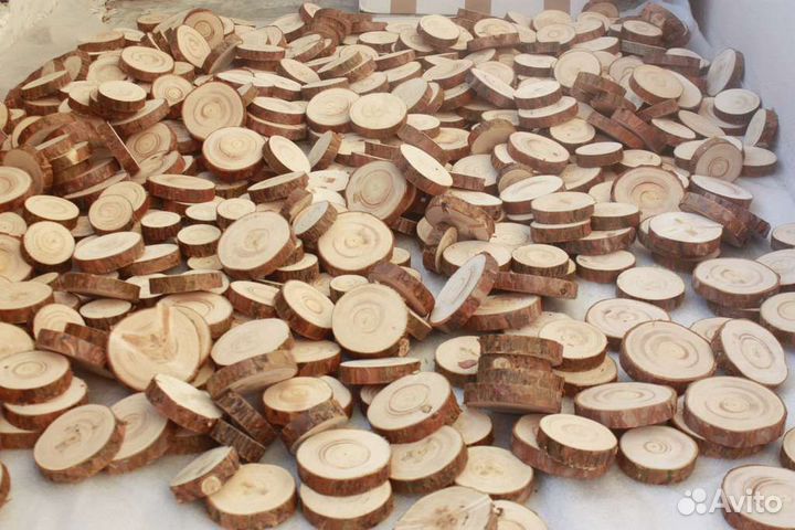 Спилы из дерева для декора