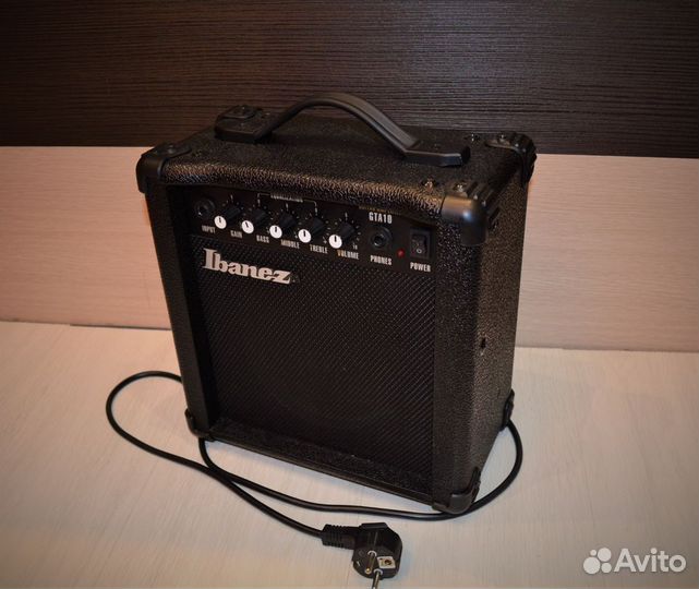 Комбоусилитель Ibanez 10W (б/у)