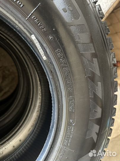 Bridgestone Blizzak DM-V2 195/80 R15