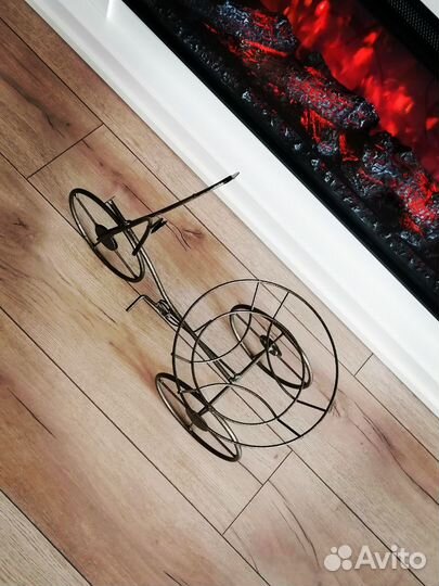 Подставка для цветов напольная металлическая