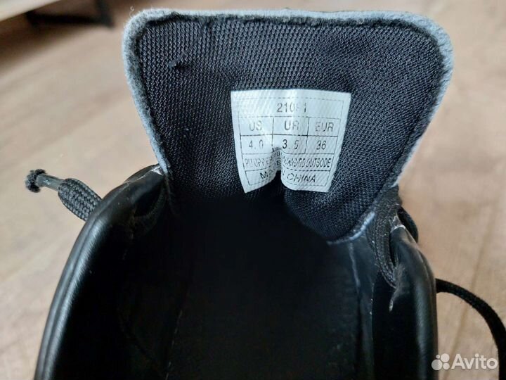 Бутсы 36 размер