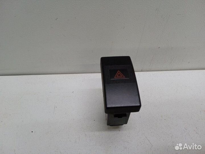 Кнопка аварийной сигнализации Kia K2700 2004