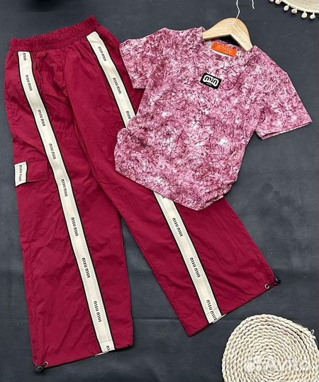 Красивый костюм для девочки, 134-152