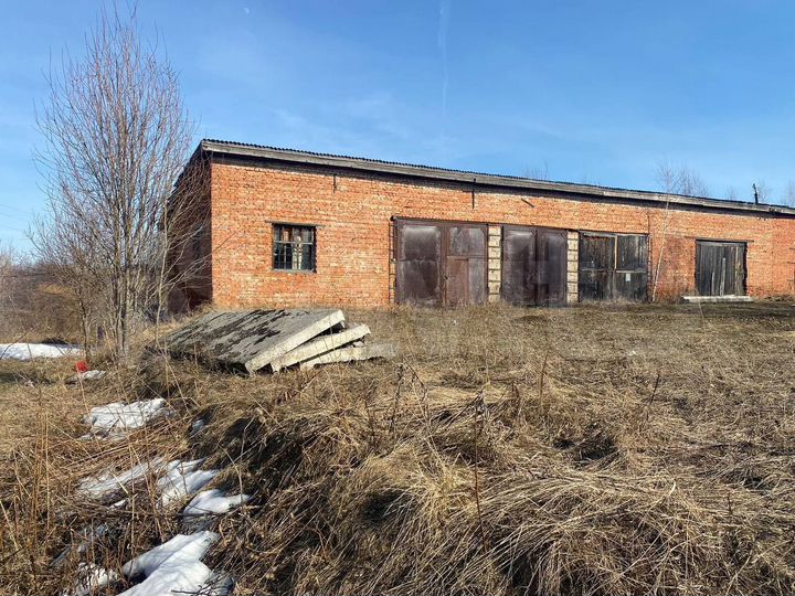 Гараж, > 30 м²