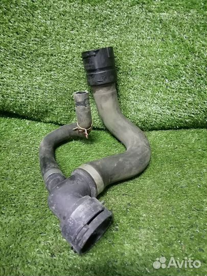 Патрубок охлаждения (радиатора) 6G918286PDнижний V