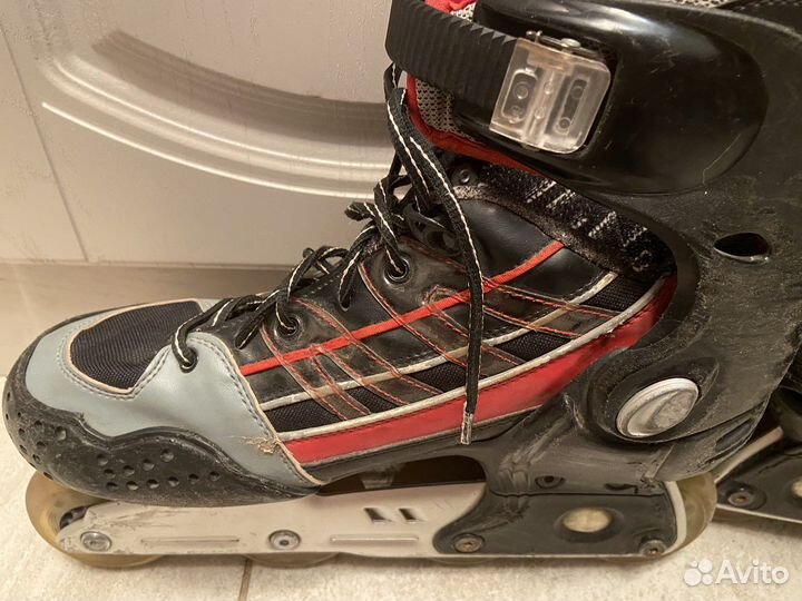 Роликовые коньки