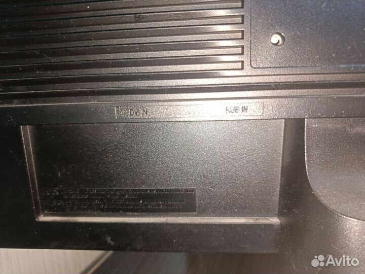 Монитор Samsung S22C200BW 22