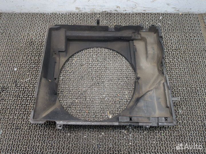 Кожух вентилятора радиатора Nissan Navara, 2006