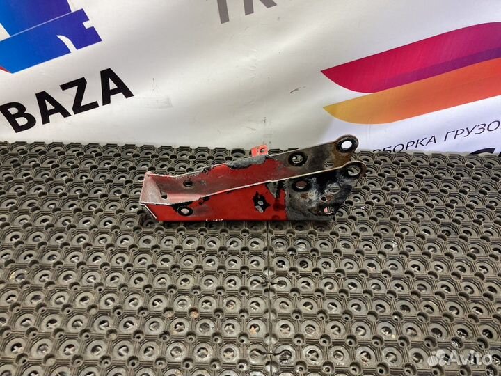 Кронштейн замка кабины Volvo FH
