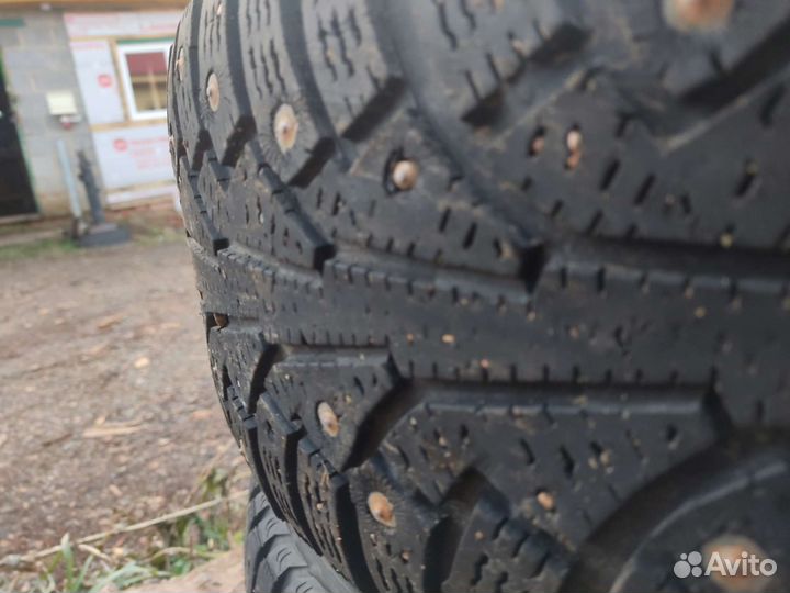 Nokian Tyres Hakkapeliitta 5 205/60 R16 96T