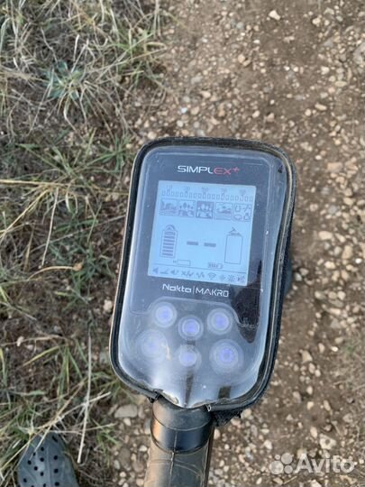 Металлоискатель nokta makro simplex plus