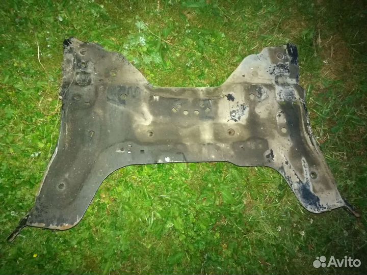 Подрамник Пежо 307